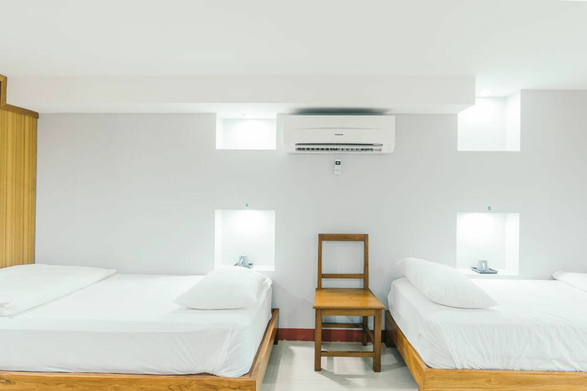 Rada Arak 79/4 Hostel Chiang Mai Ngoại thất bức ảnh