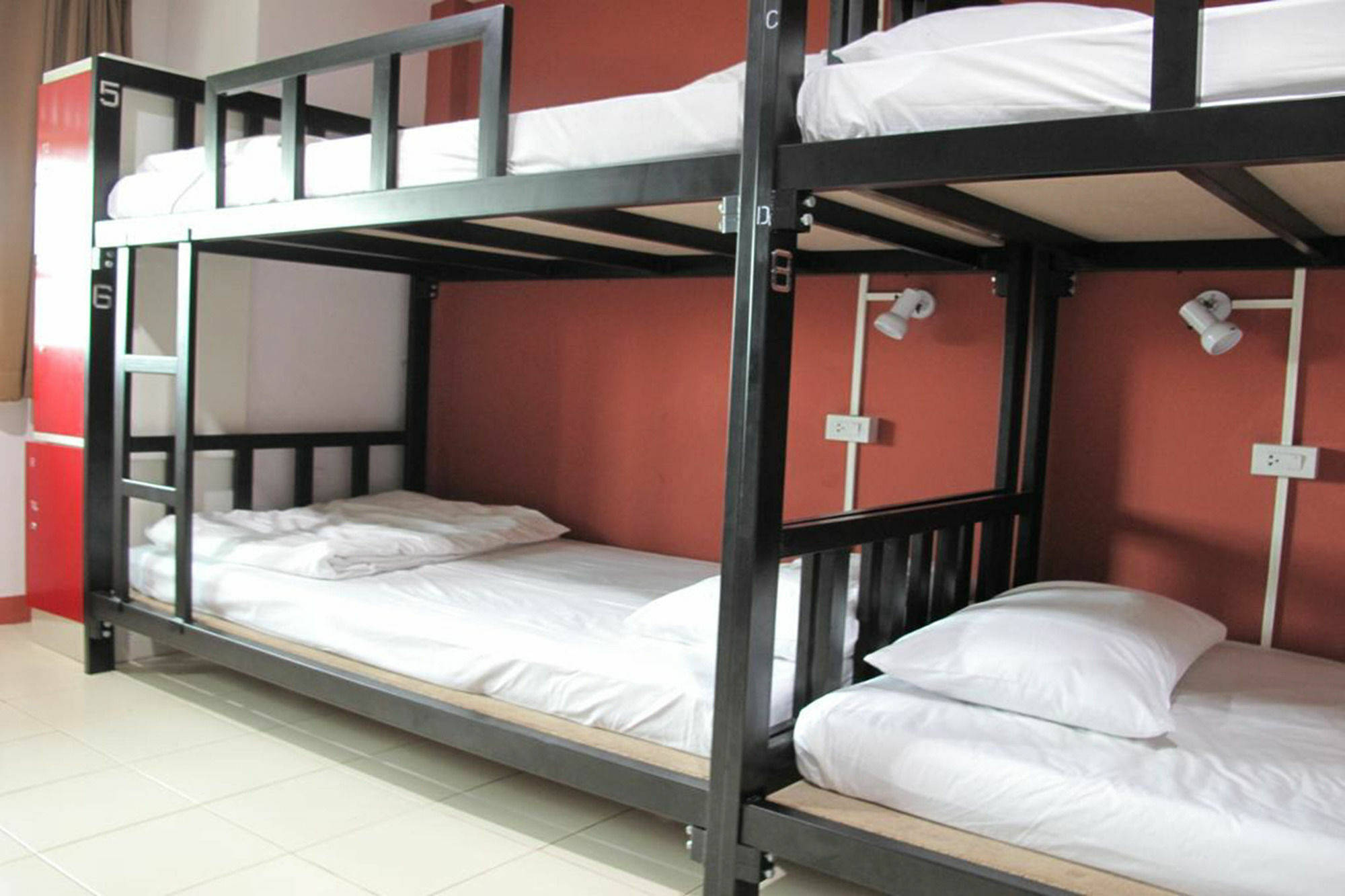 Rada Arak 79/4 Hostel Chiang Mai Ngoại thất bức ảnh