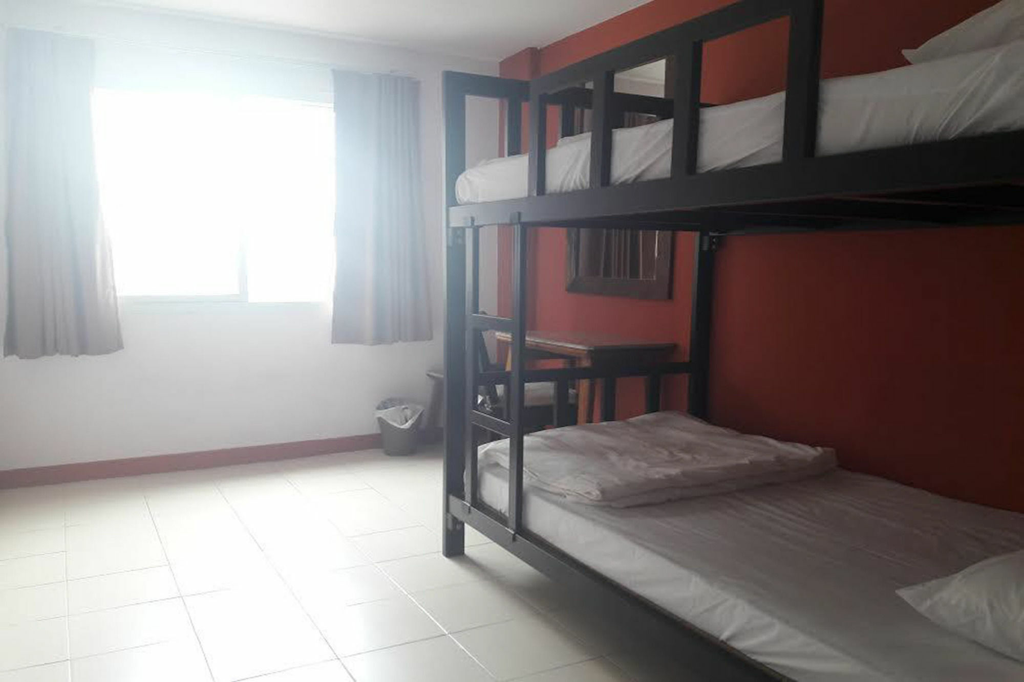 Rada Arak 79/4 Hostel Chiang Mai Ngoại thất bức ảnh