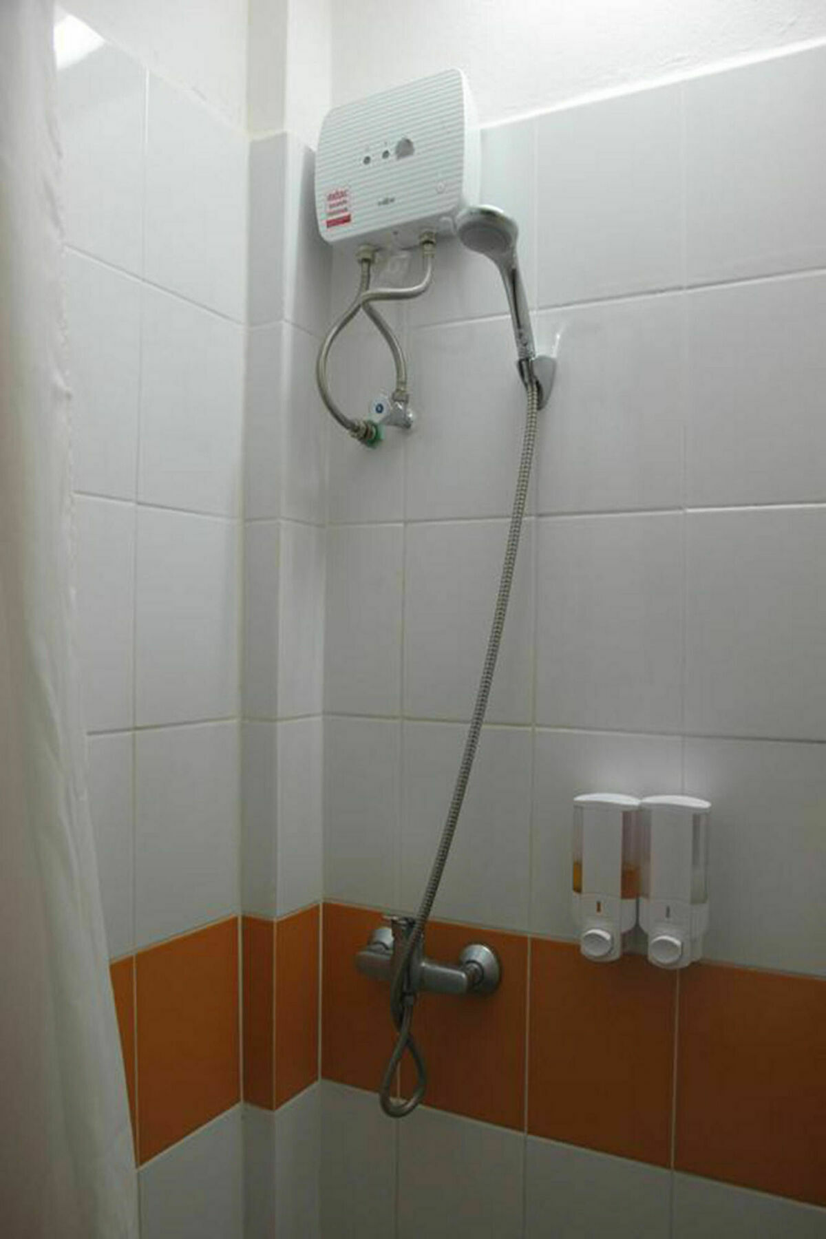 Rada Arak 79/4 Hostel Chiang Mai Ngoại thất bức ảnh